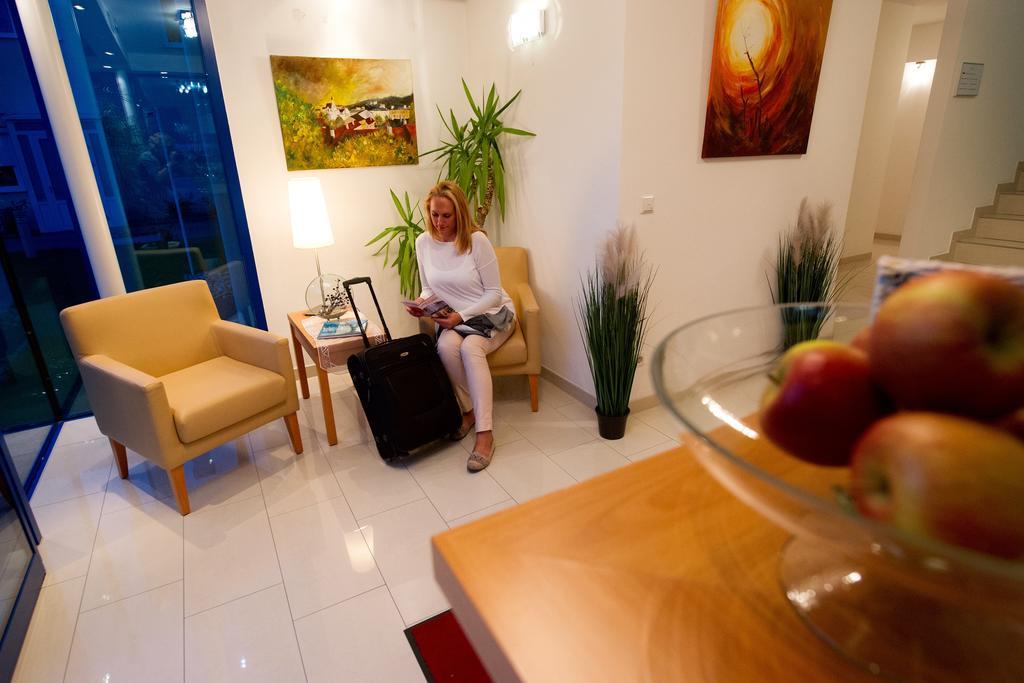 City-Hotel Moedling Modling Dış mekan fotoğraf